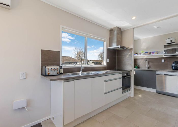  at 25 Secretariat Place, Randwick Park, Manukau City, Auckland