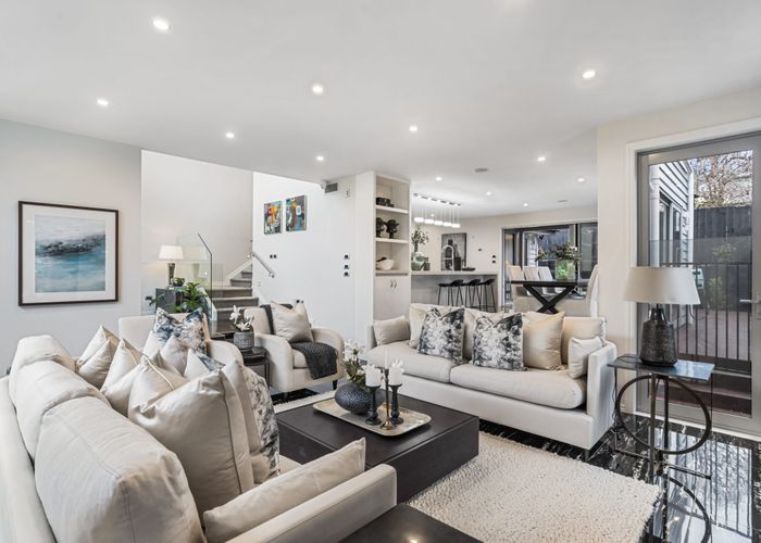  at 29 Momona Road, Greenlane, Auckland