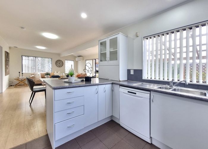  at 3/195 Sunnynook Road, Wairau Valley, North Shore City, Auckland