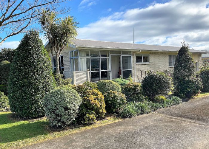  at 42A West Crescent, Te Puru