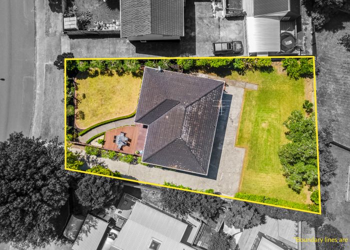 at 18 Union Road, Howick, Auckland