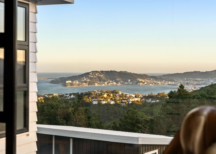  at 2 Cessna Way, Newlands, Wellington, Wellington