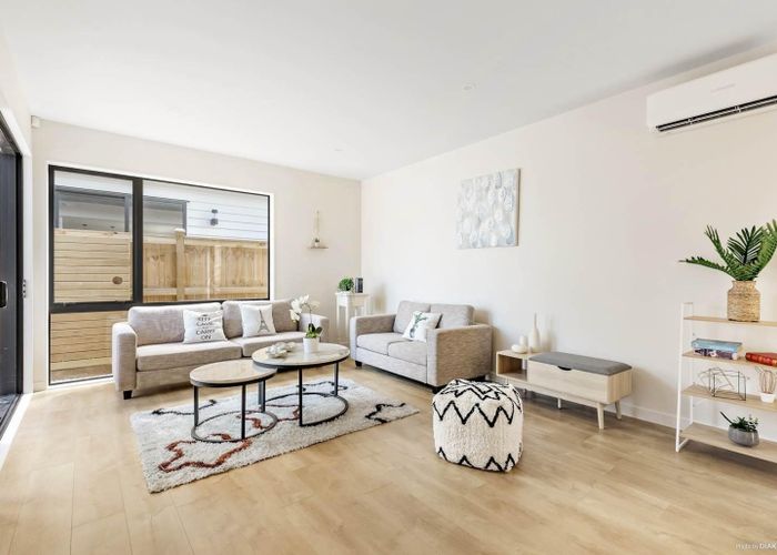  at 2 Dorricott Avenue, Hobsonville, Waitakere City, Auckland