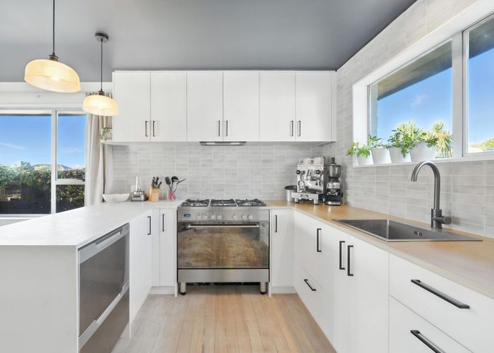  at 6 Philomel Street, North New Brighton, Christchurch City, Canterbury