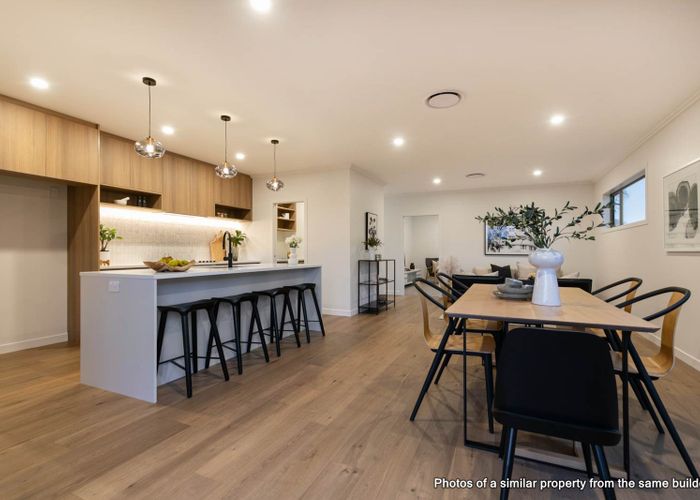  at 8 Henl Lane, Milldale, Rodney, Auckland
