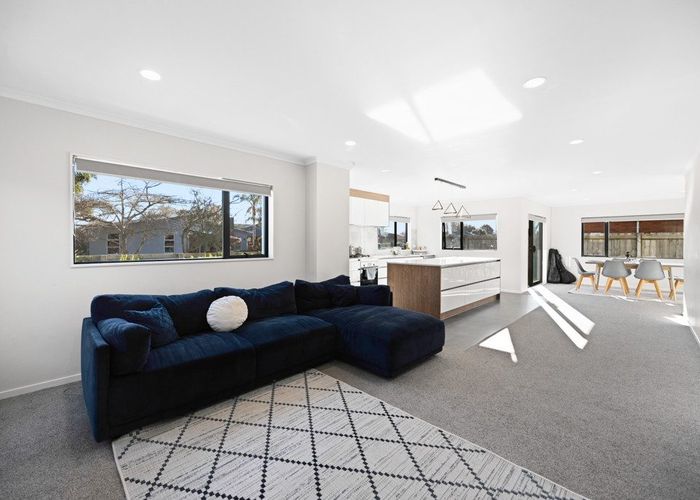  at 1/5 Rosewood Court, Rototuna, Hamilton, Waikato