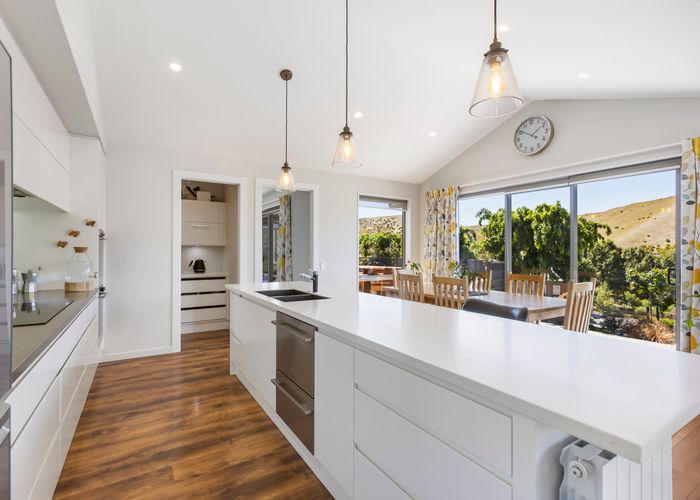  at 15 Lowburn Terrace, Lowburn