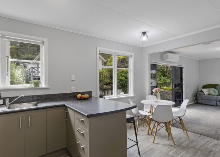  at 26 Lowry Crescent, Stokes Valley, Lower Hutt, Wellington