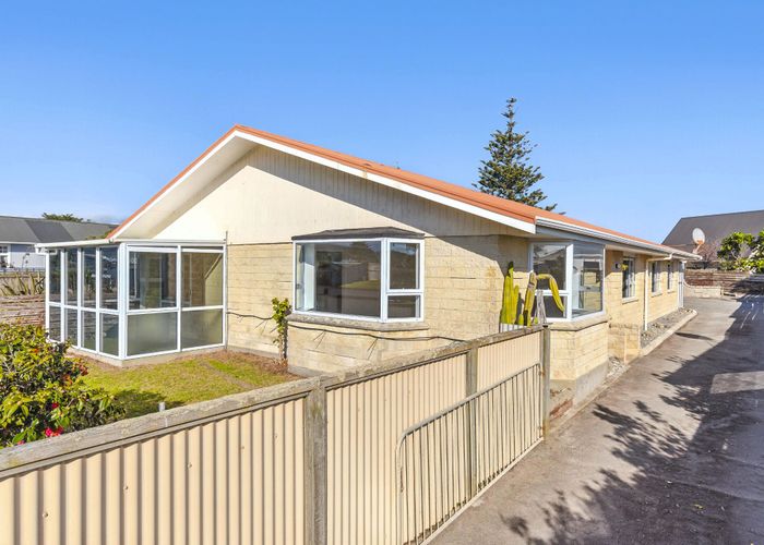  at 5 Karaka Street, Otaki Beach, Kapiti Coast, Wellington
