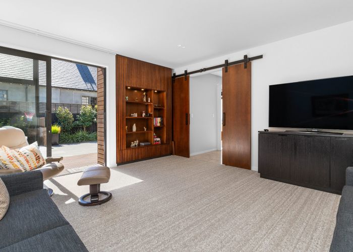  at 10 Tui Street, Fendalton, Christchurch City, Canterbury