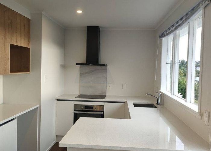  at 1/25 Peach Road, Glenfield, North Shore City, Auckland