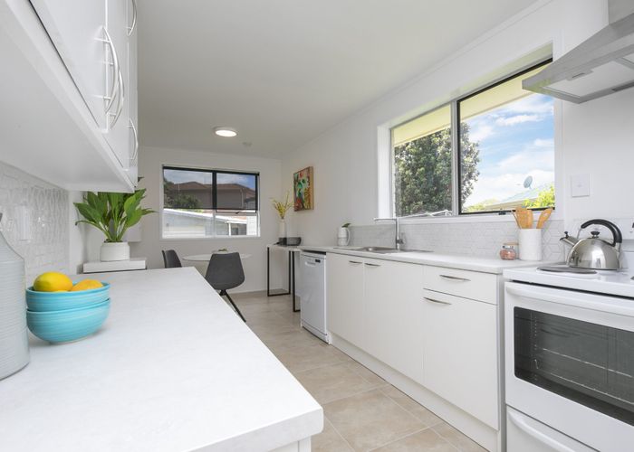 at 7 Tangelo Place, Bucklands Beach, Manukau City, Auckland