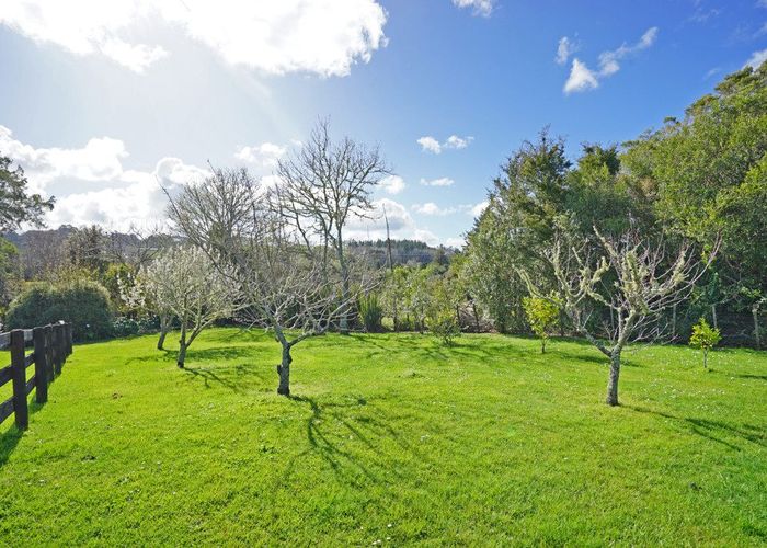  at 223 Pine Valley Road, Dairy Flat