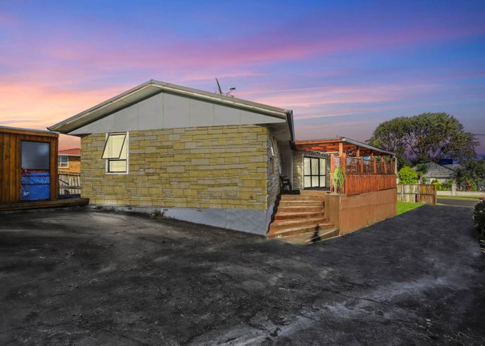  at 25 Cramond Drive, Mangere East, Auckland