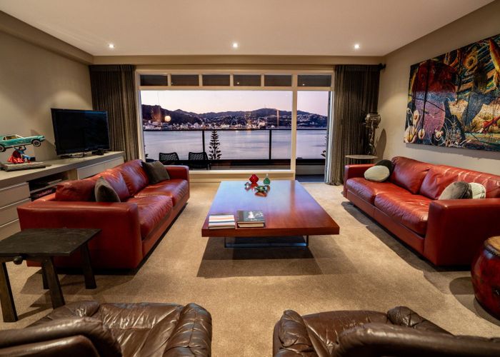  at 214 Oriental Parade, Oriental Bay, Wellington