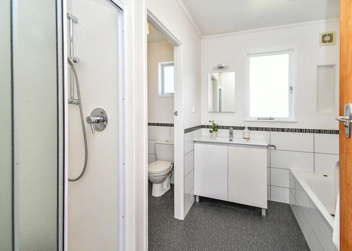  at 164 Browns Road, Manurewa, Auckland