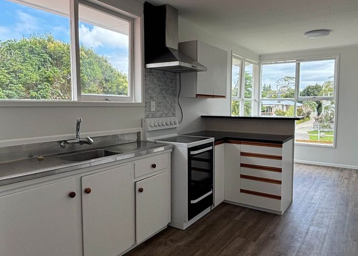  at 52 Gossamer Drive, Pakuranga, Manukau City, Auckland