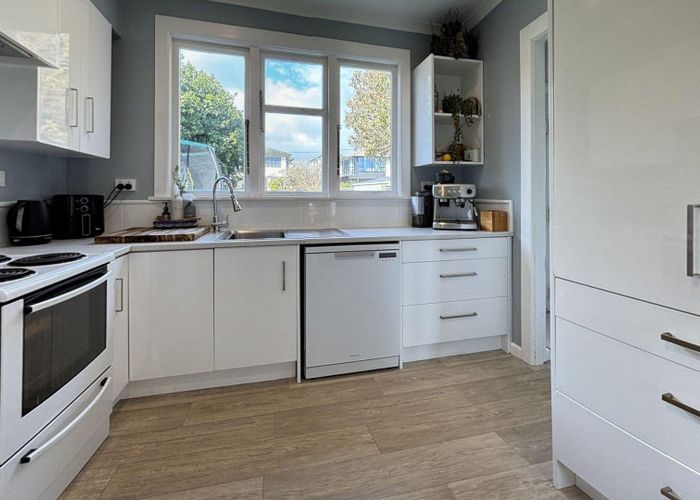  at 67 Marine Parade, Paraparaumu Beach, Kapiti Coast, Wellington