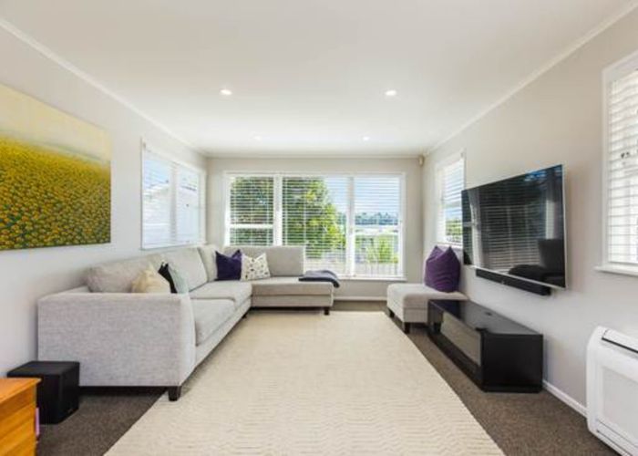 at 24 Taioma Crescent, Te Atatu Peninsula, Waitakere City, Auckland
