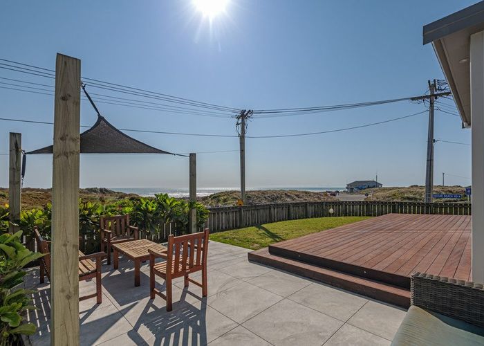  at 20 Ocean Beach Street, Foxton Beach, Foxton