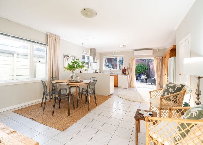  at 1 Bedroom Studio/81 Elizabeth Street, Mount Victoria, Wellington, Wellington