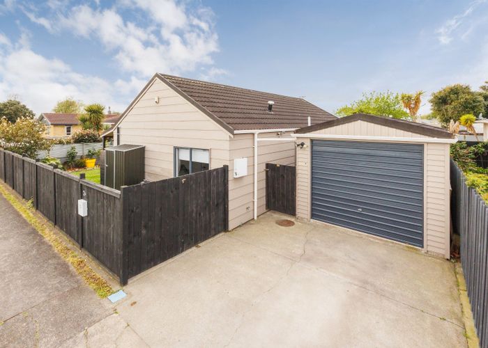  at 2A Rutland Place, Milson, Palmerston North