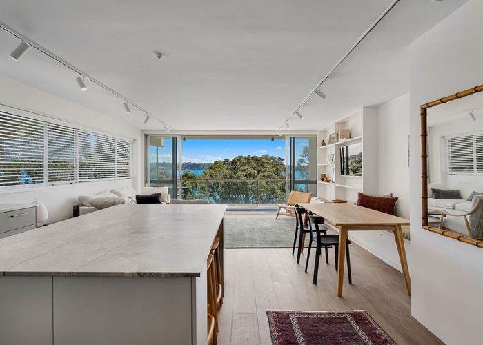  at 4/57 Sarsfield Street, Herne Bay, Auckland City, Auckland