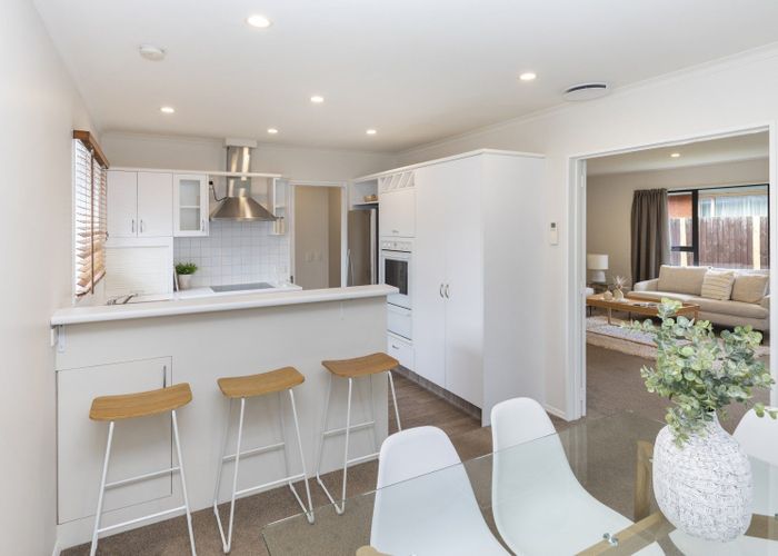  at 1/129 Avonhead Road, Avonhead, Christchurch
