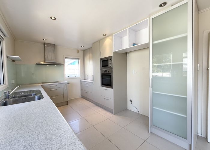  at 1 Sunnynook Road, Forrest Hill, Auckland