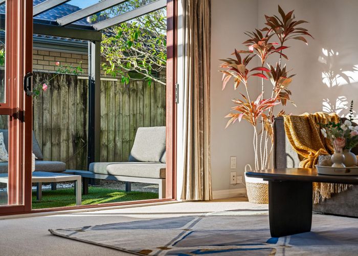  at 90a Colwill Road, Massey, Waitakere City, Auckland