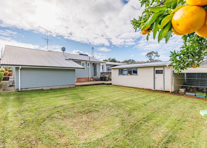  at 12 Mountbatten Avenue, Hillcrest, Auckland