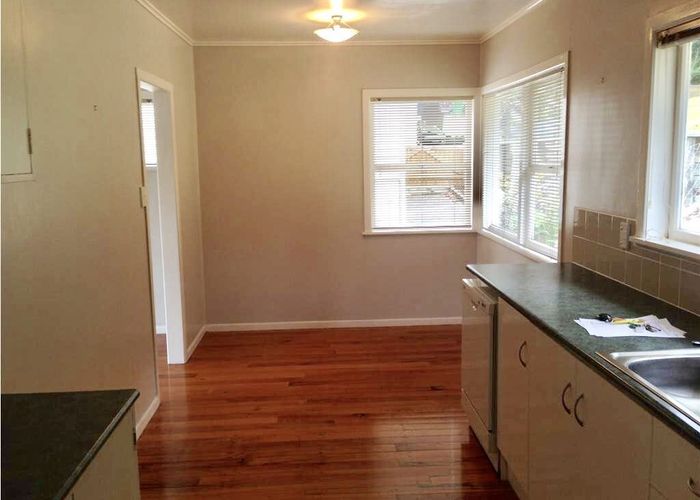  at 19 Halberg Street, Glenfield, North Shore City, Auckland
