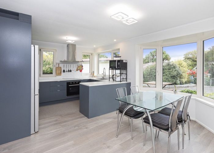  at 1/218 England Street, Linwood, Christchurch City, Canterbury