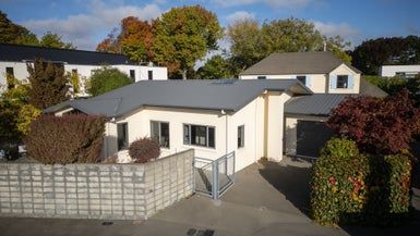  at 8 Church Lane, Merivale, Christchurch