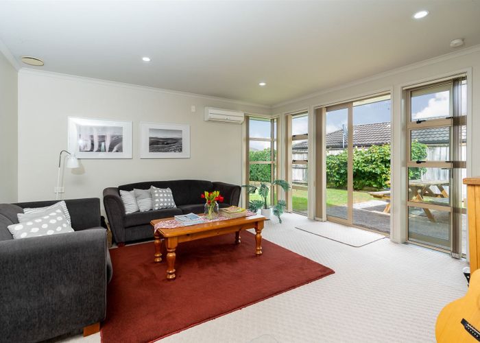  at 68 Borman Road, Huntington, Hamilton