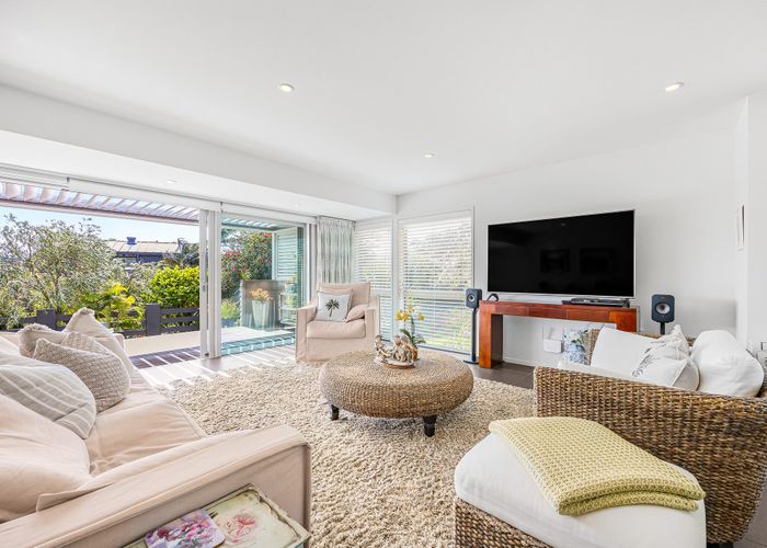  at 1/24 Clifton Road, Hauraki, North Shore City, Auckland