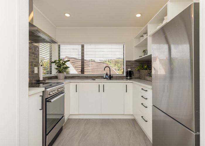  at 27/72 Rimu Road, Raumati Beach, Kapiti Coast, Wellington