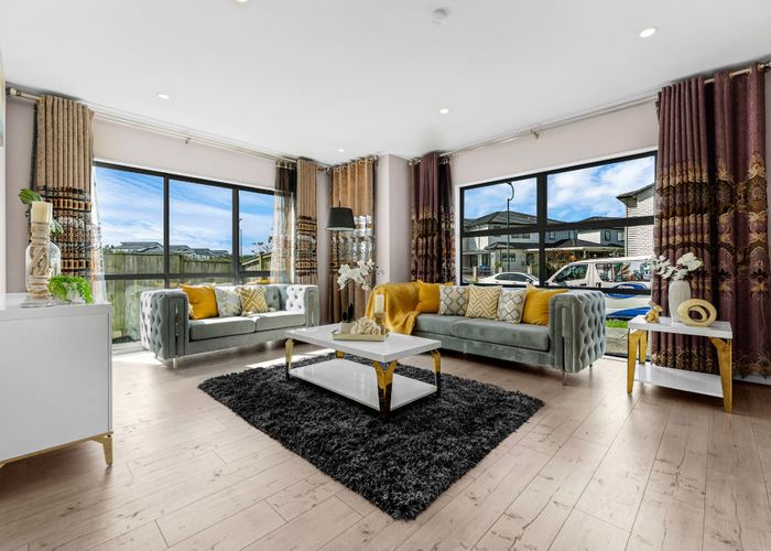  at 8 Cloghfin Place, Flat Bush, Manukau City, Auckland
