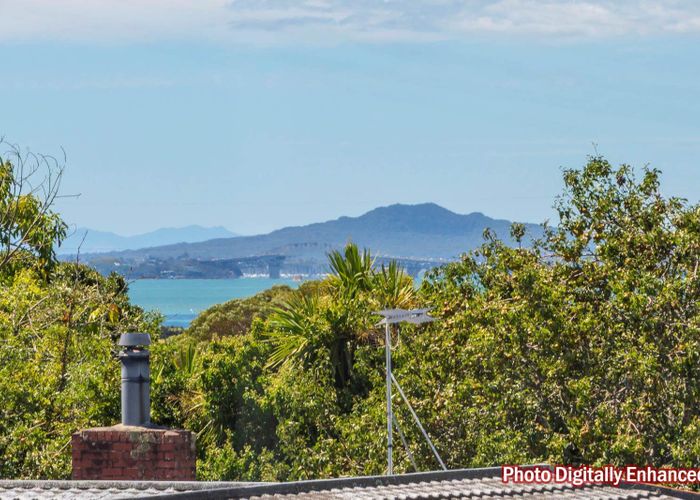  at 1 / 36 Tiroroa Avenue, Te Atatu South, Waitakere City, Auckland