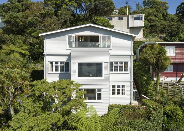  at 24 Anne Street, Wadestown, Wellington