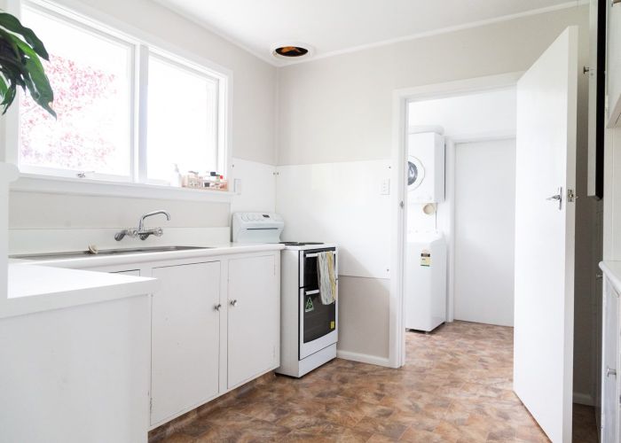  at 2/5 Crosby Street, Mairehau, Christchurch