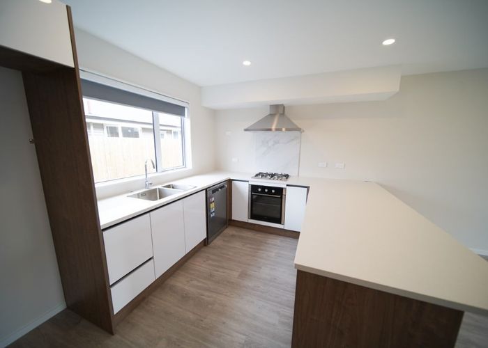  at 2/9 Maitland Street, Frankton, Hamilton