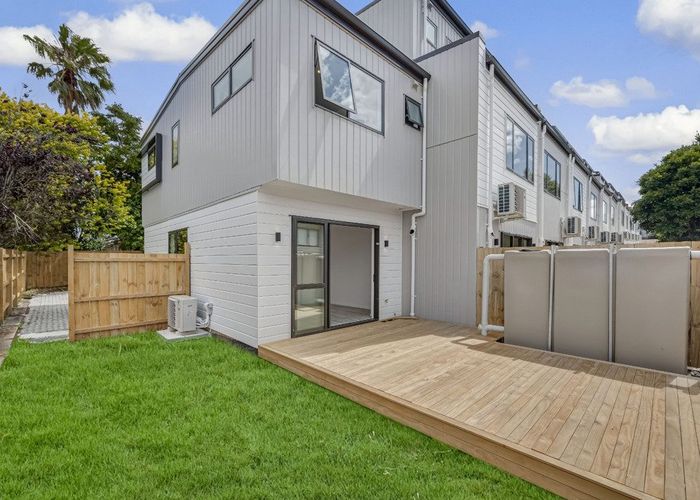  at 14/345  Pakuranga Road, Pakuranga Heights, Manukau City, Auckland