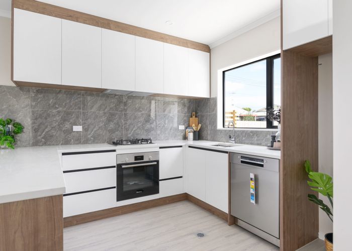  at 4/137 Avalon Drive, Nawton, Hamilton, Waikato