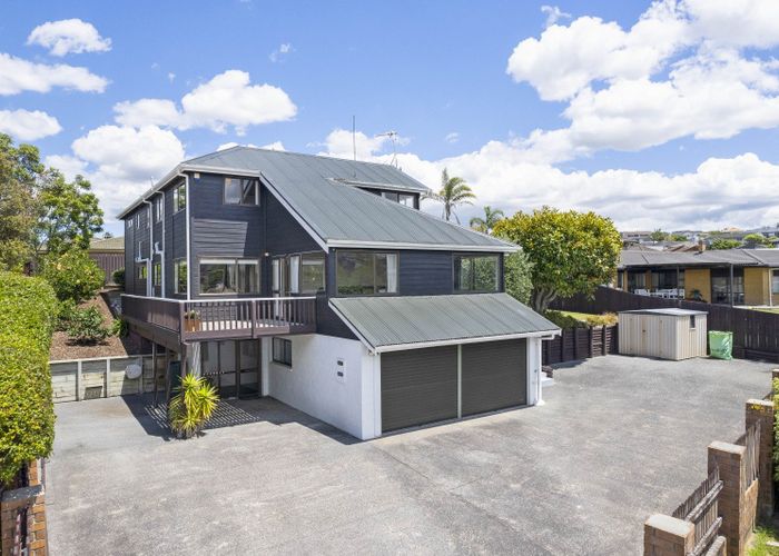  at 33 Marina View Drive, West Harbour, Auckland