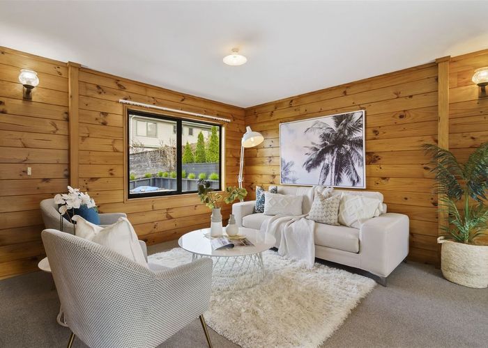  at 11A Sunhaven Drive, Glenfield, North Shore City, Auckland