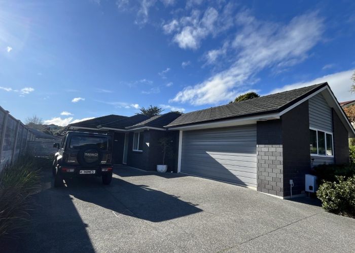  at 33 Tradewinds drive, Whitby, Porirua