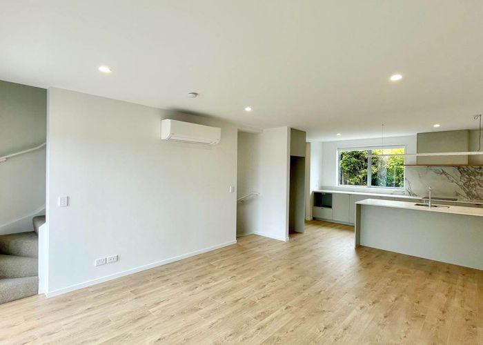 at 8/39 Archers Road, Hillcrest, North Shore City, Auckland