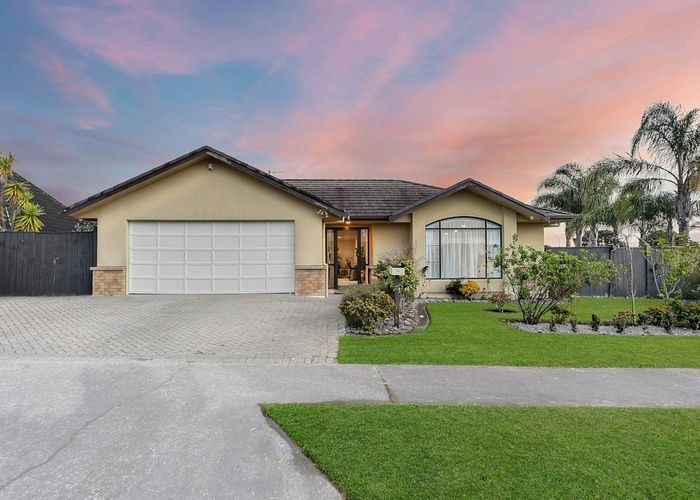  at 27 Maghera Drive, East Tamaki Heights, Auckland