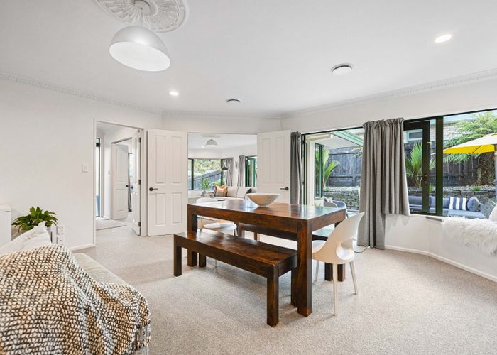  at 22 Ayrshire Drive, Grandview Heights, Hamilton
